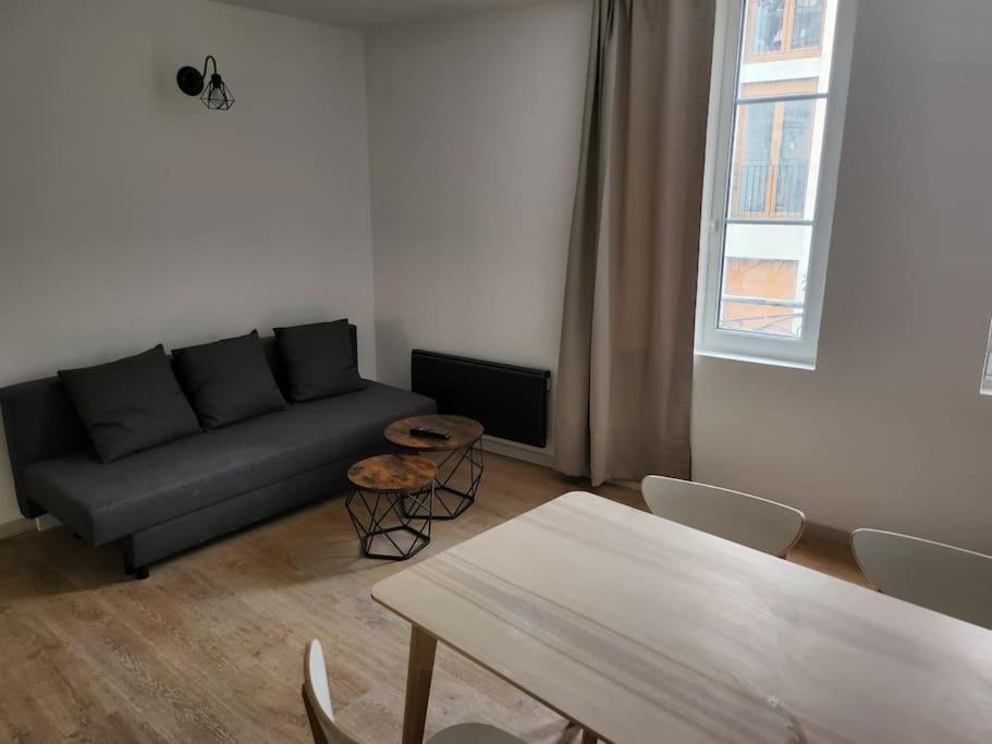 Charmant Appart Centre Ville. Bar-le-Duc Luaran gambar